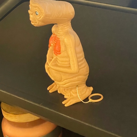 E.T. AMAZING toy and still talks!!!! Well loved - Picture 3 of 5